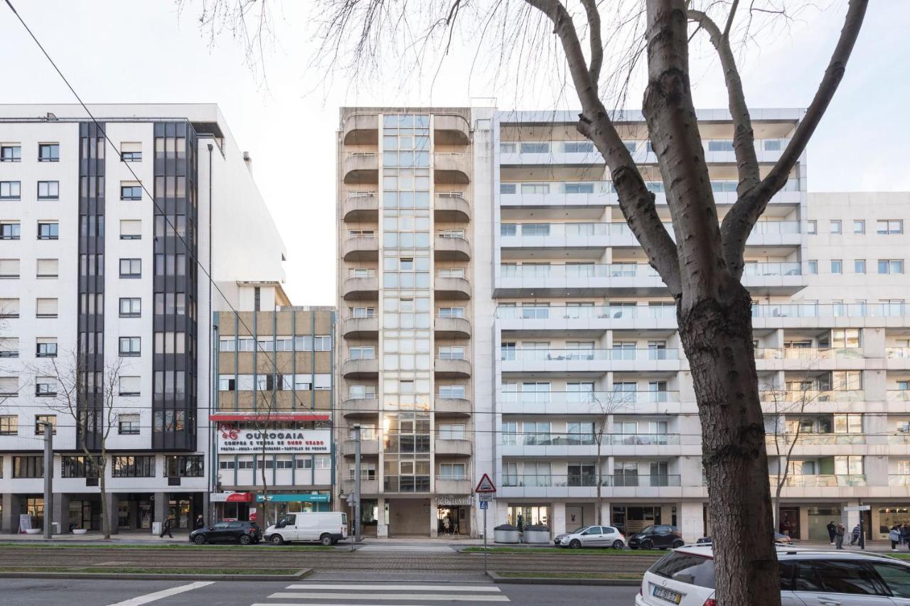 Lovelystay - 1Br Flat With Stunning Views Over Porto Vila Nova de Gaia Exterior foto